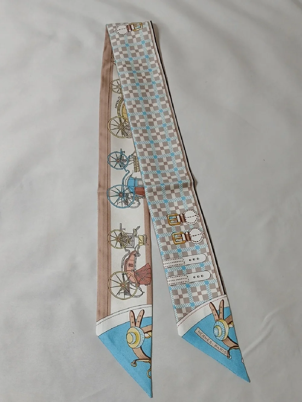 Hermès Les Voitures Nouvelles Silk Twilly Scarf